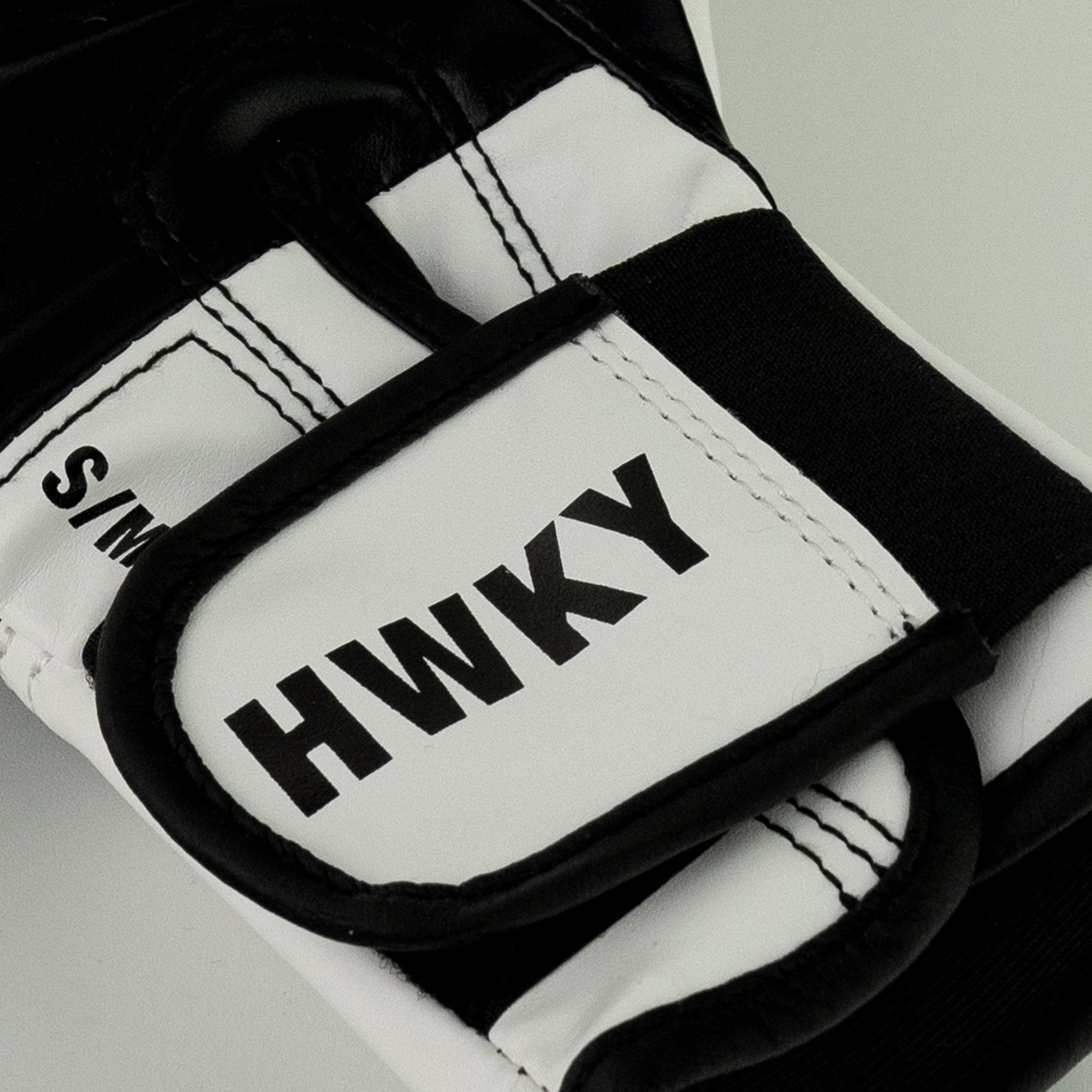 Boxing Gloves Strong World Junior | Onyx Pearl